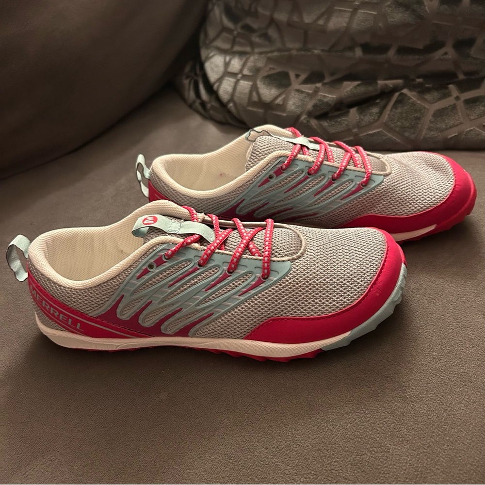 Merrell Trail Glove 2 Lace Up Trail Shoes Kids 5 NWOT